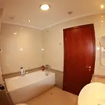 Apartahotel Downtown 3*