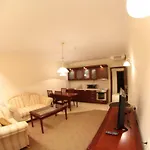 Downtown Apartahotel 3*