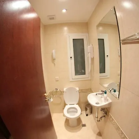 Ξενοδοχείο με διαμερίσματα Downtown 3*